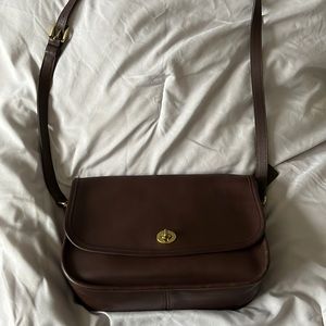 Vintage coach crossbody.